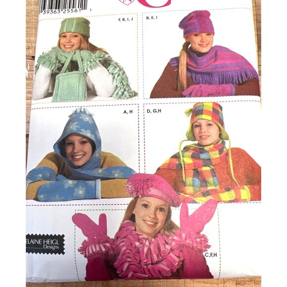 Simplicity Crafts Pattern 7005 Winter Accessories Hats Scarves & Mittens One Siz - Picture 2 of 2